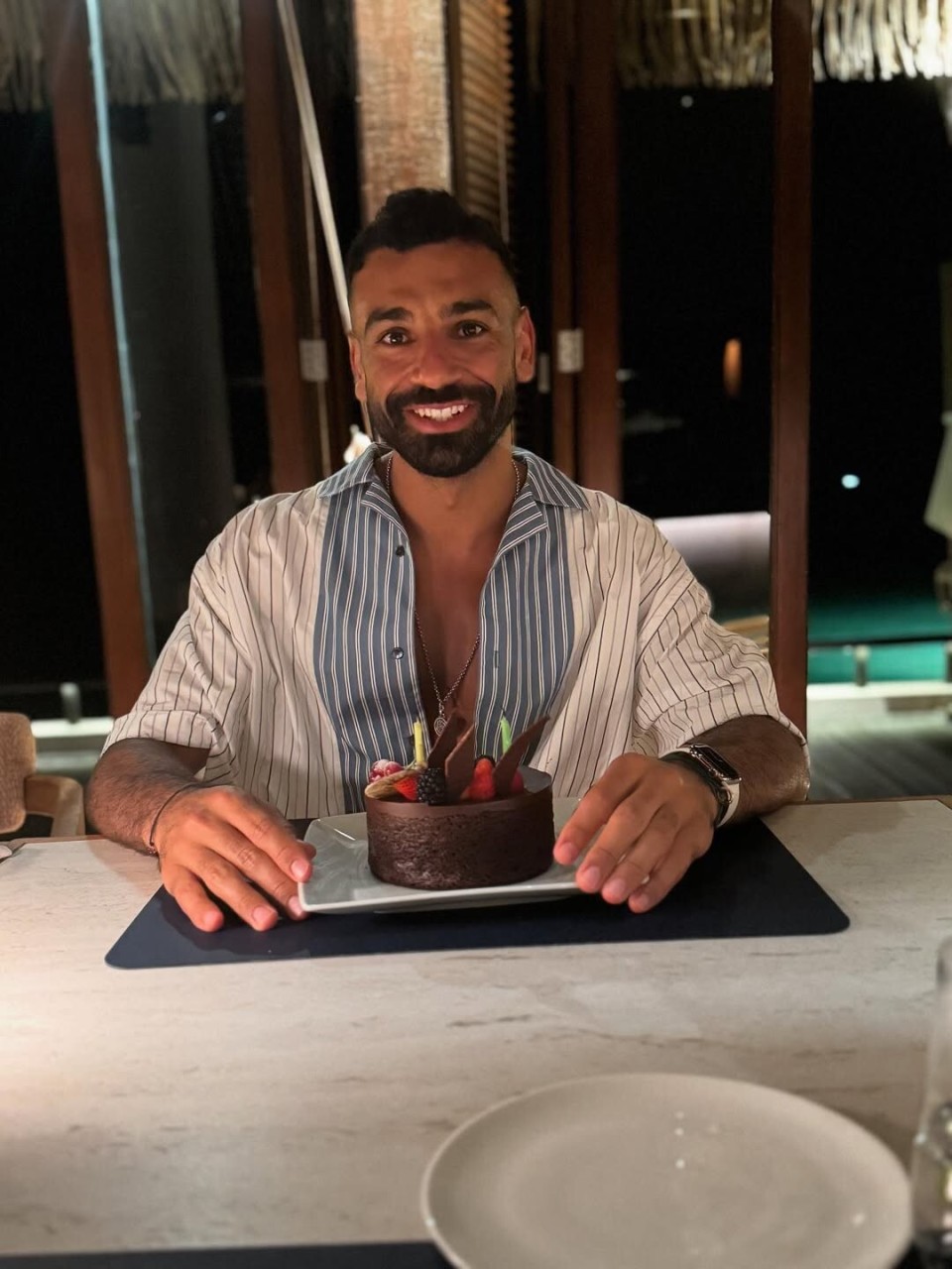 9game-包含战术调整引发热议!,萨拉赫在瑞士队比赛中夺冠观众掌声雷动的词条-9game