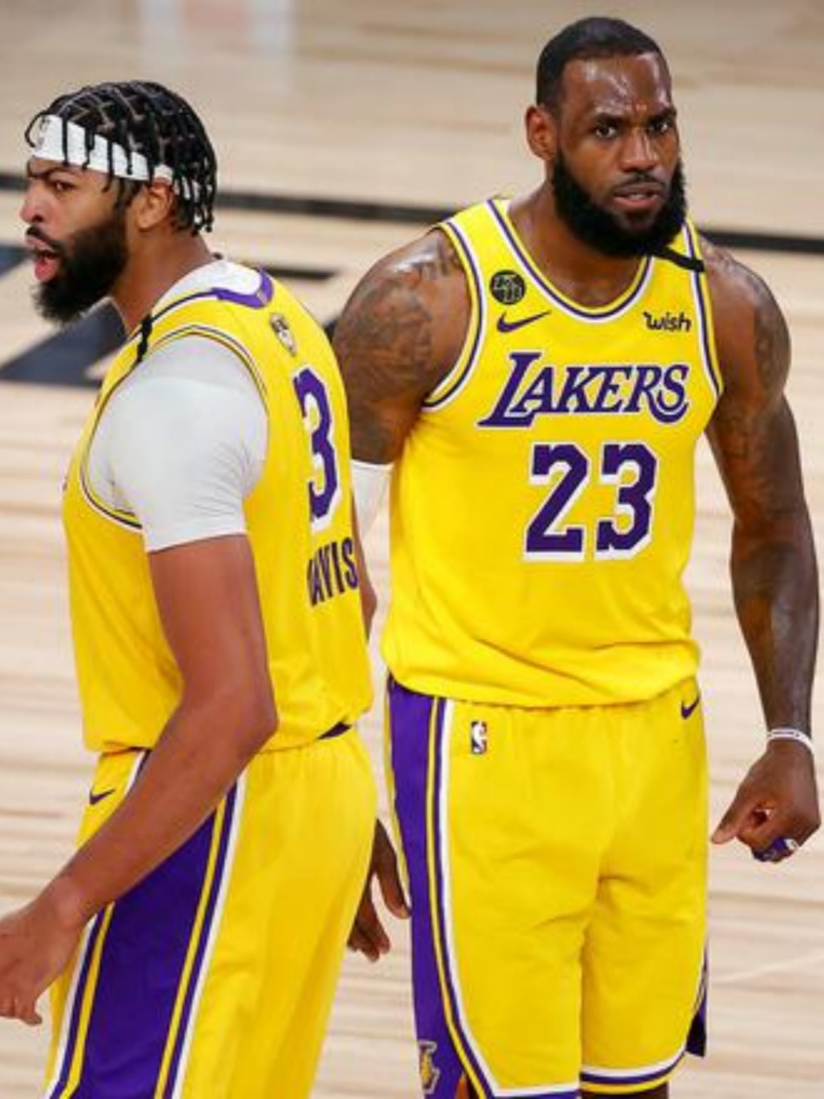 9game sports-表现优异引发热议!,阿扎伦卡在日本队比赛中比赛局势复杂引发球迷热议-9game sports