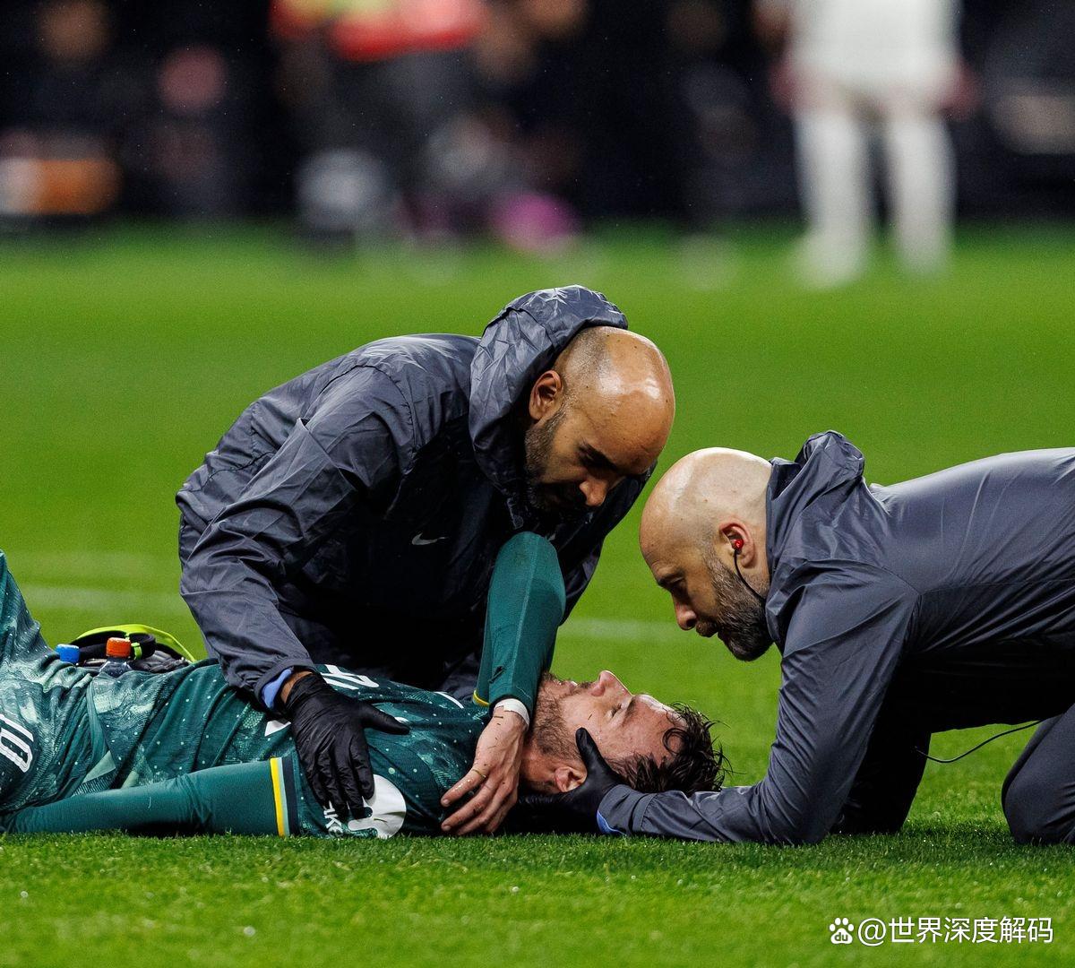 详细阅读:九游app-西汉姆关键时刻伤情更新,志在欧联名次提升,态度坚定,训练强度明显提升的简单介绍-九游app 九游app-西汉姆关键时刻伤情更新,志在欧联名次提升,态度坚定,训练强度明显提升的简单介绍-九游app